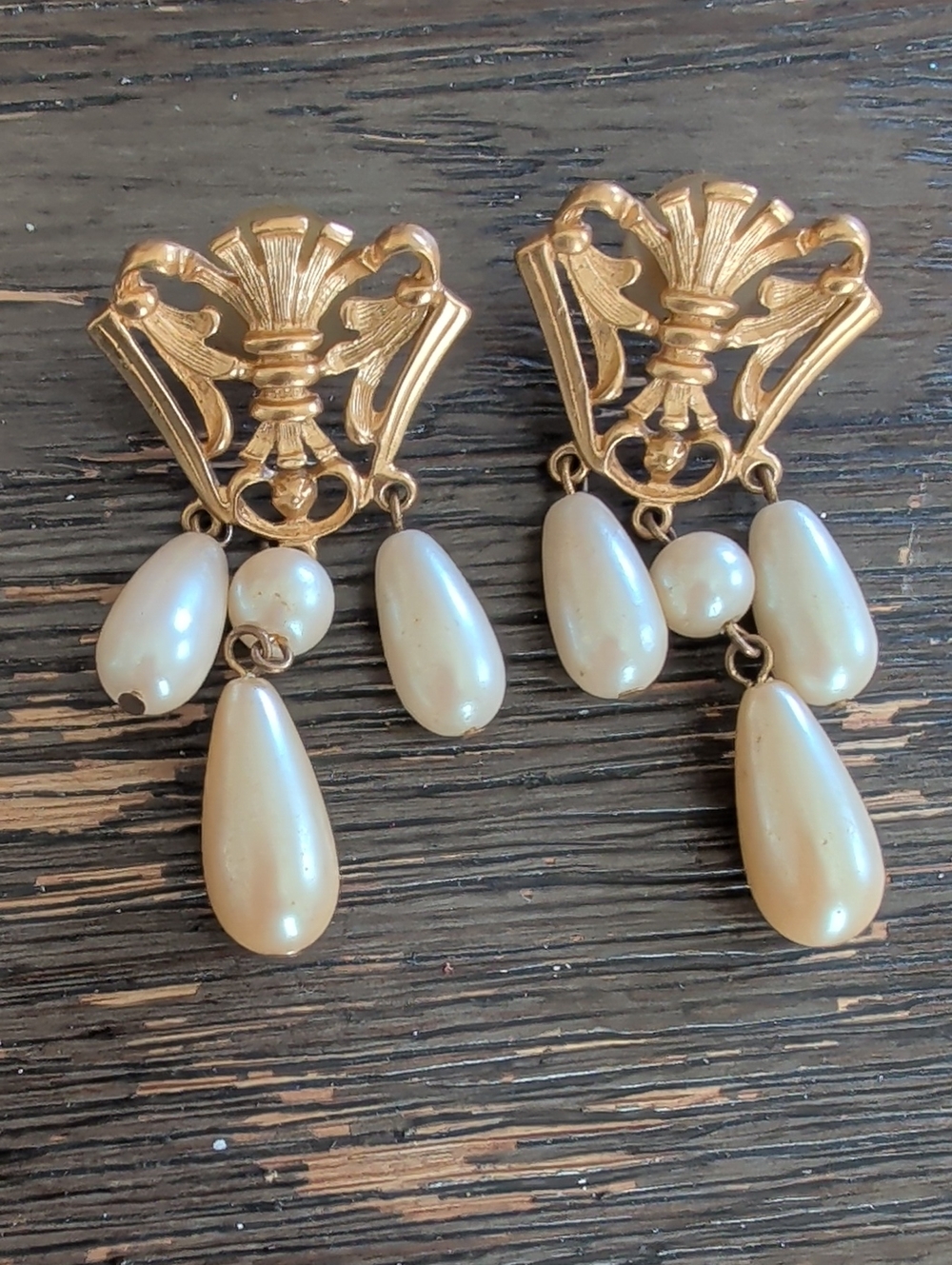 Vintage AVON Gold-tone Crest Victorian Revival Faux Pearl Drop Dangle Earrings